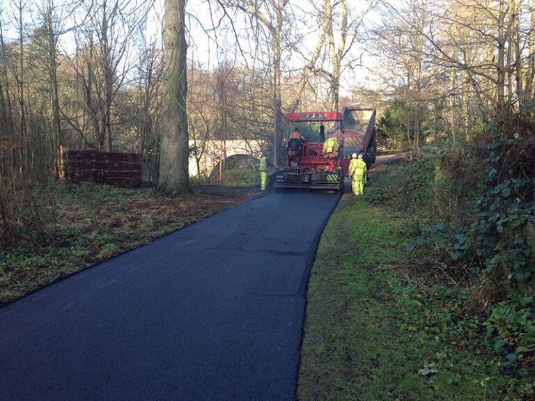 Tarmac Driveways